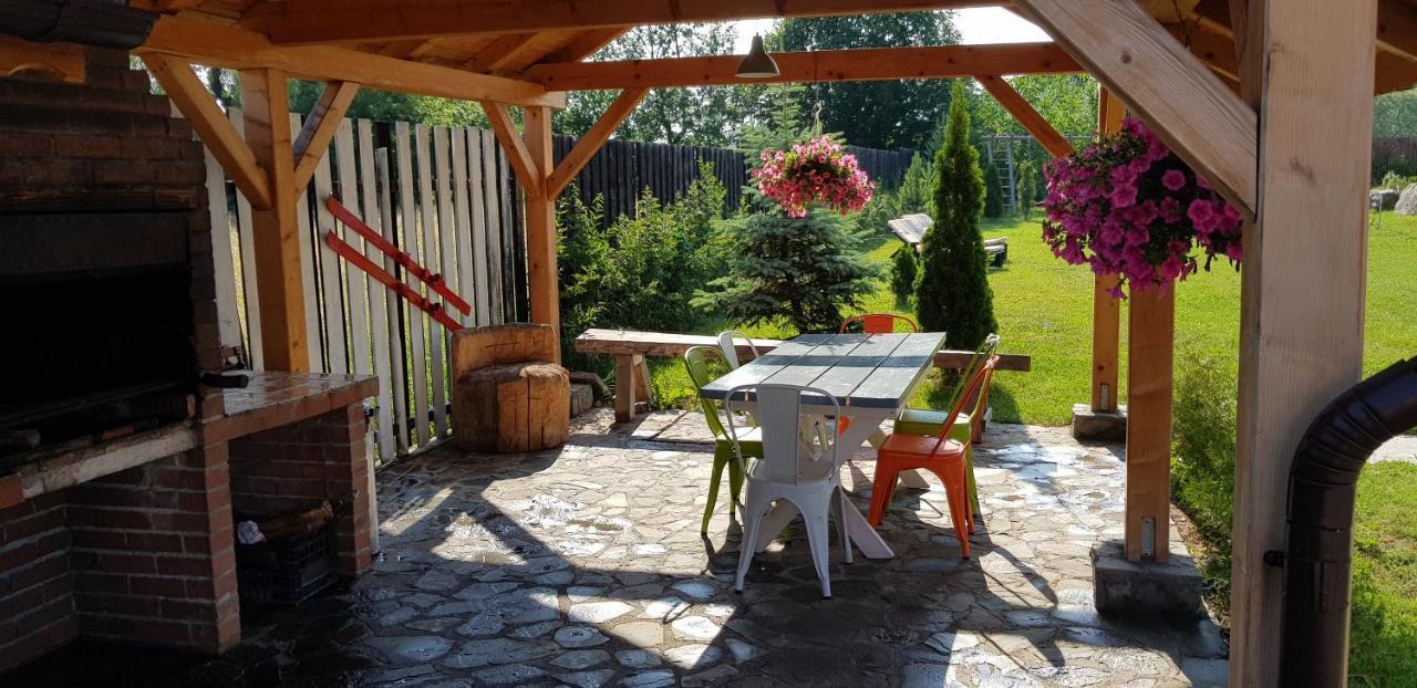Villa Swiss Négyfalu Kültér fotó