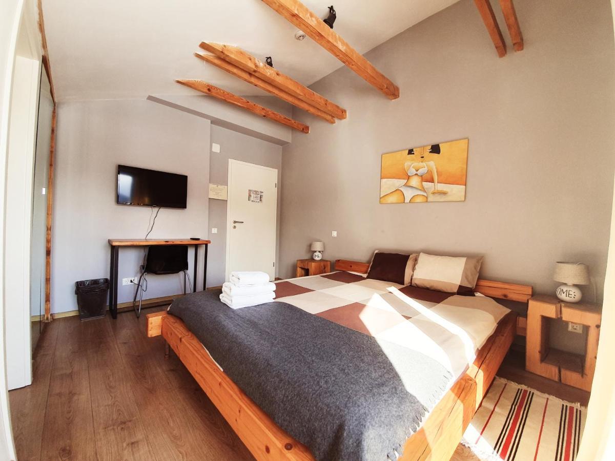 Villa Swiss Négyfalu Kültér fotó